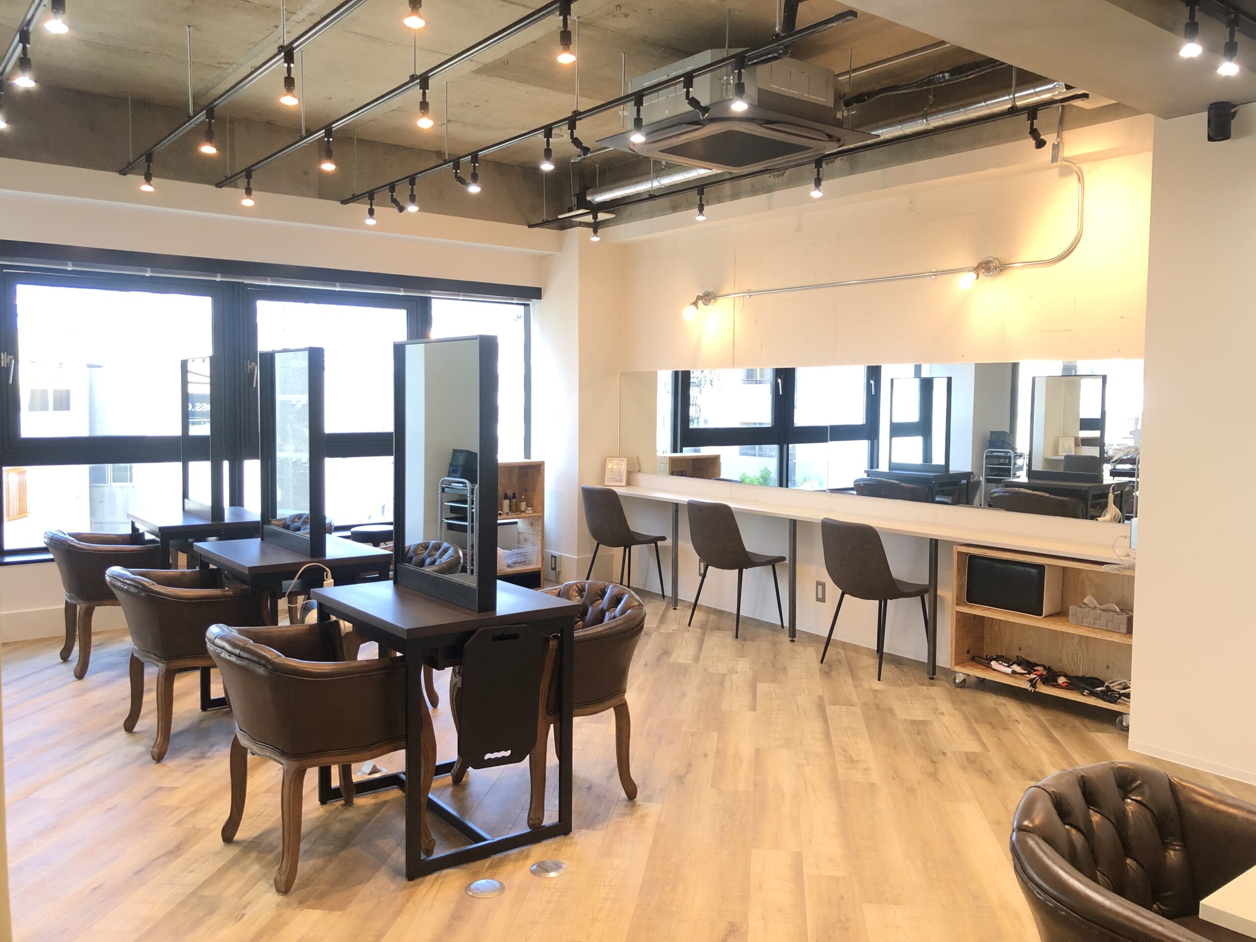 WHARF WEST Itami 店舗外観